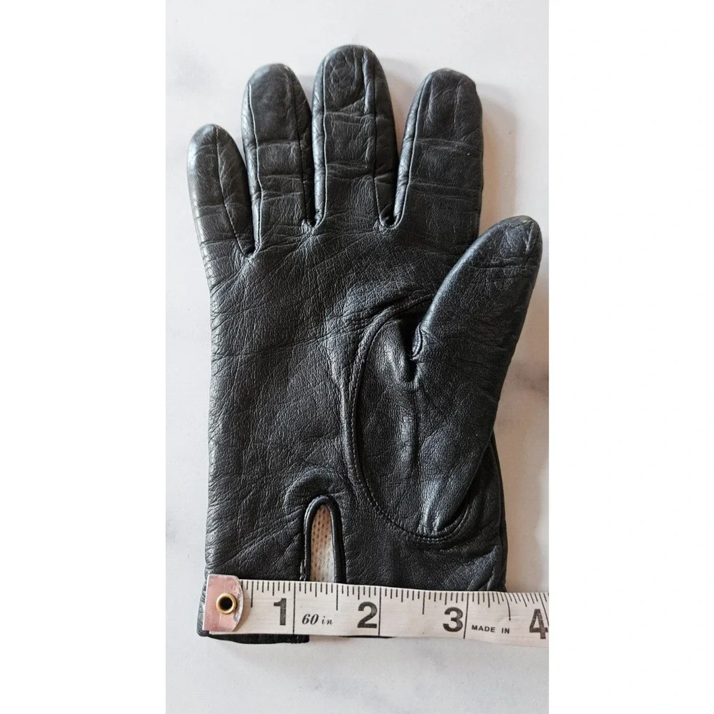 Vintage Womens Hand‎ Gloves Size 7 Black Soft Leather Full Finger Lined 1960s